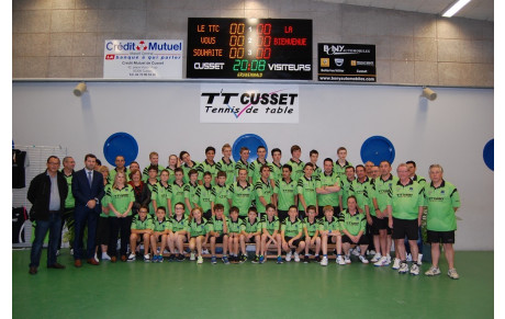 Remise des maillots 100 % réussie !